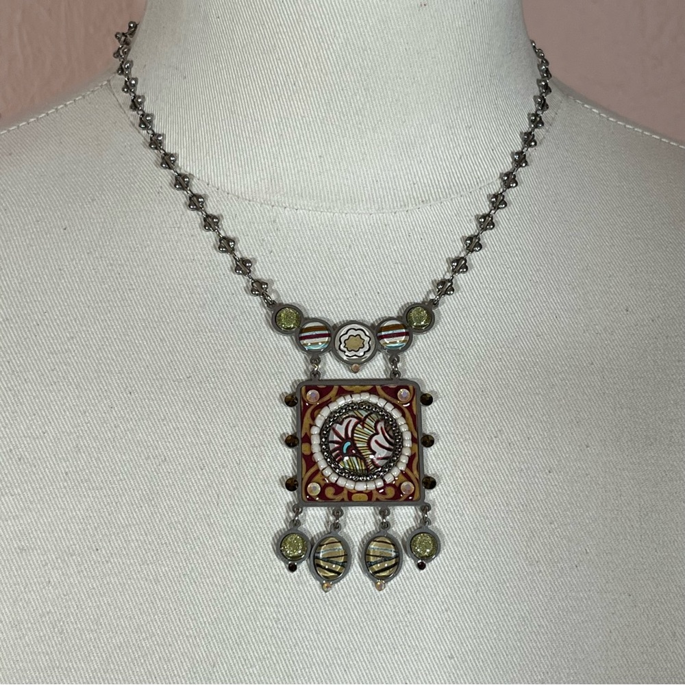 VGUVC Yoolles Estate Multicolor Silver Pendant Necklace w/Gold & Red Accents - Picture 2 of 15